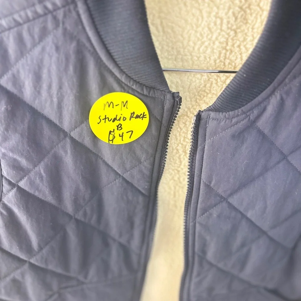 The North Face Mens Quilted Sherpa Lined Bomber Vest Navy Blue Full Zip